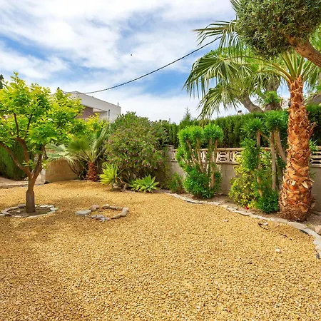 Villa La Font With Pool And Bbq