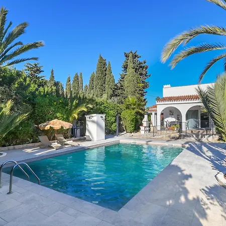 Βίλα La Font With Pool And Bbq