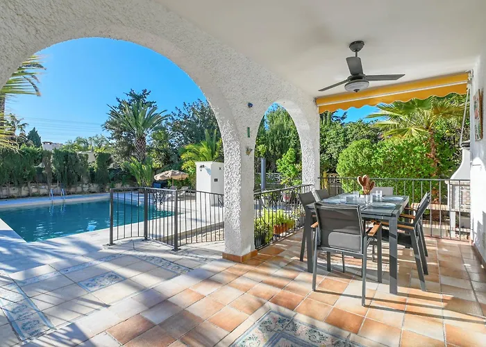 Villa La Font With Pool And Bbq