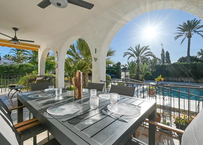 La Font With Pool And Bbq Villa